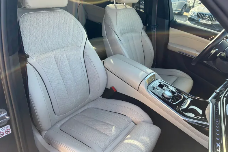 BMW X7 (Seria X) din 2024 cu 69.892 km - oferta BMW198884 - foto 24