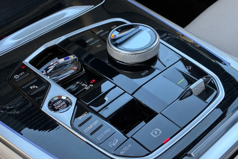 BMW X7 (Seria X) din 2024 cu 69.892 km - oferta BMW198884 - foto 27