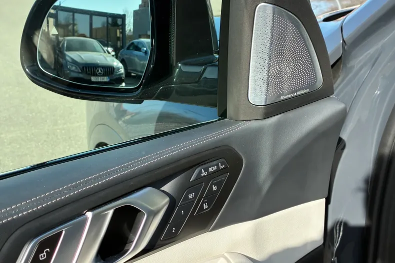 BMW X7 (Seria X) din 2024 cu 69.892 km - oferta BMW198884 - foto 28