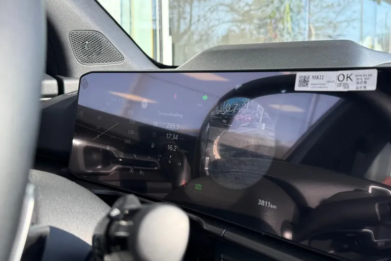 Kia Sportage din 2025 cu 4.557 km - oferta KIA198888 - foto 4