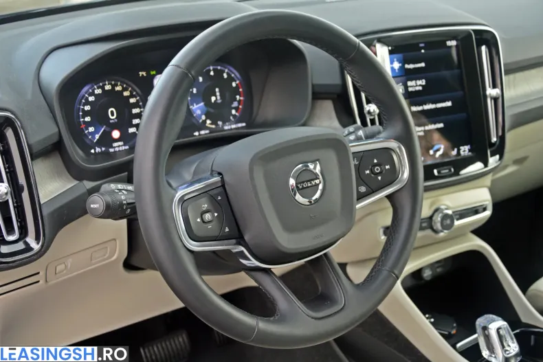 Volvo XC40 din 2021 cu 120.701 km - oferta VOL198891 - foto 29