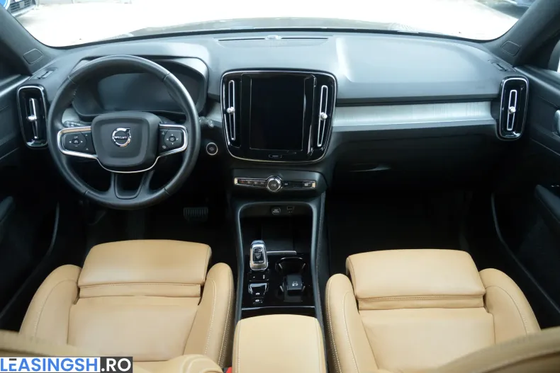 Volvo XC40 din 2022 cu 154.105 km - oferta VOL198892 - foto 5