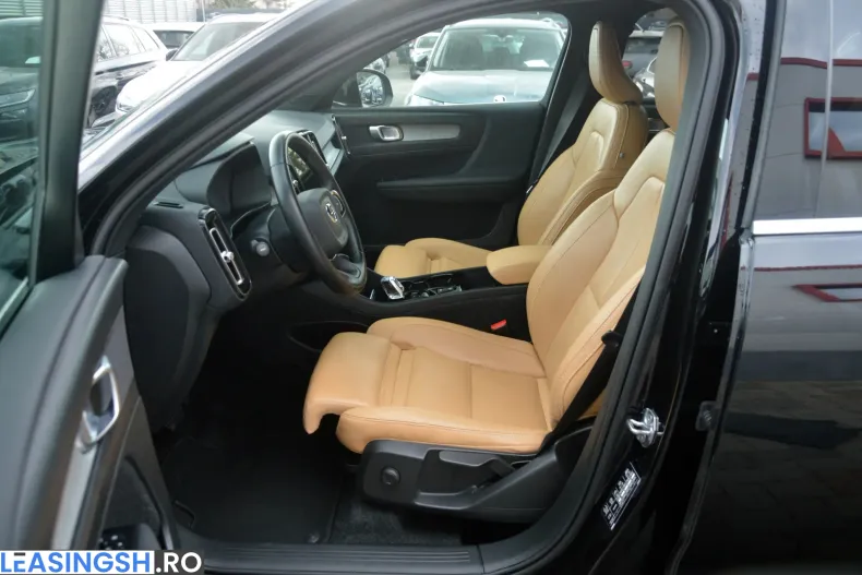 Volvo XC40 din 2022 cu 154.105 km - oferta VOL198892 - foto 25