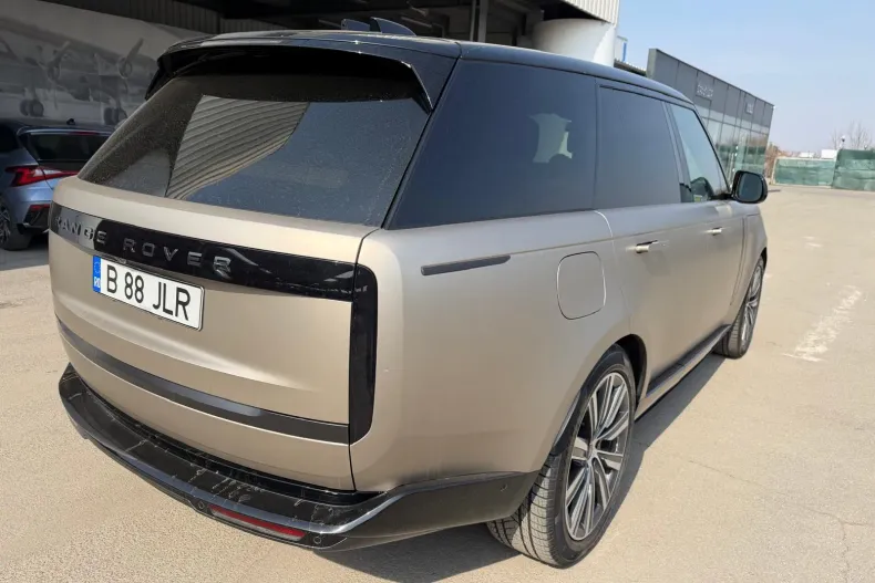 Land Rover Range Rover din 2025 cu 13.500 km - oferta LAN198898 - foto 2