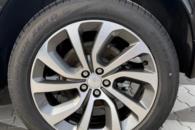 Land Rover Discovery Sport din 2025 cu 900 km - oferta LAN198902 - foto 6