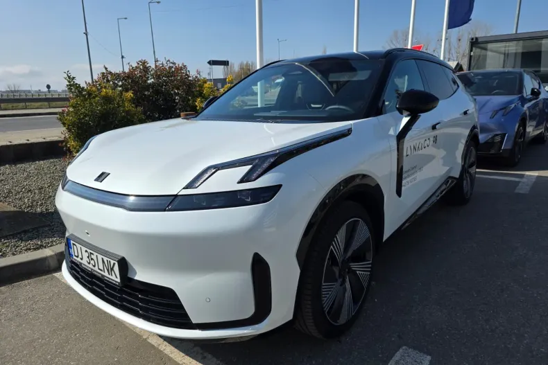Lynk & Co 08 din 2025 cu 3.000 km - oferta LYN198906 - foto 3