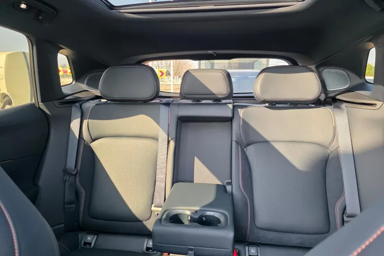 Lynk & Co 08 din 2025 cu 3.000 km - oferta LYN198906 - foto 15