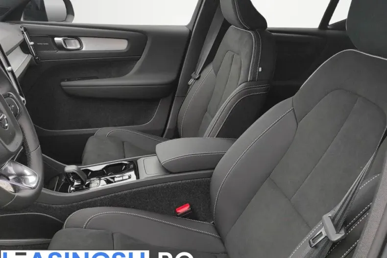 Volvo XC40 din 2025 cu 250 km - oferta VOL198907 - foto 9