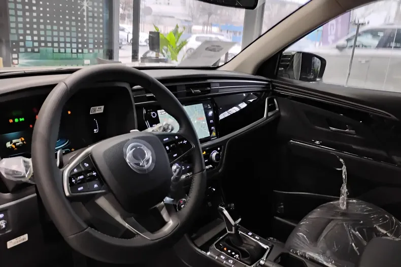 KGM Korrando din 2025 cu 2 km - oferta KGM198908 - foto 7