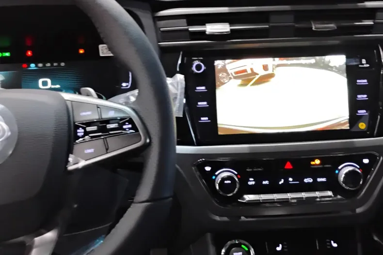 KGM Korrando din 2025 cu 2 km - oferta KGM198908 - foto 9