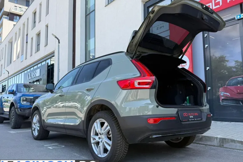 Volvo XC40 din 2025 cu 13.000 km - oferta VOL198918 - foto 9