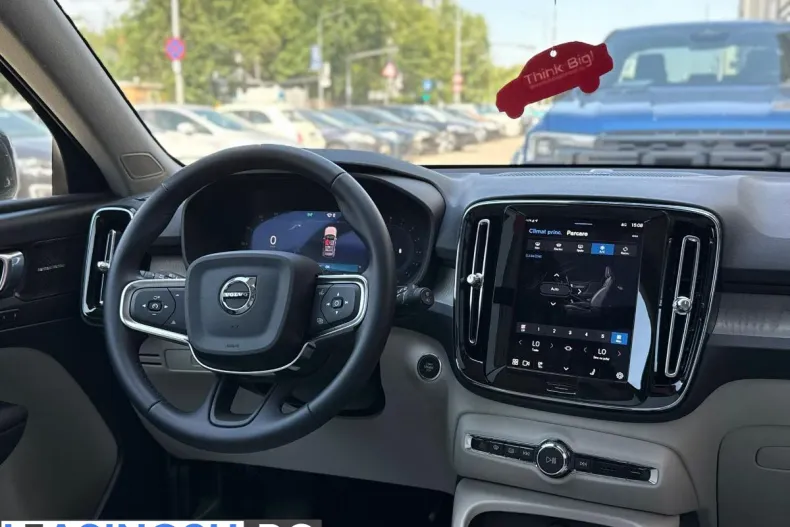 Volvo XC40 din 2025 cu 13.000 km - oferta VOL198918 - foto 28