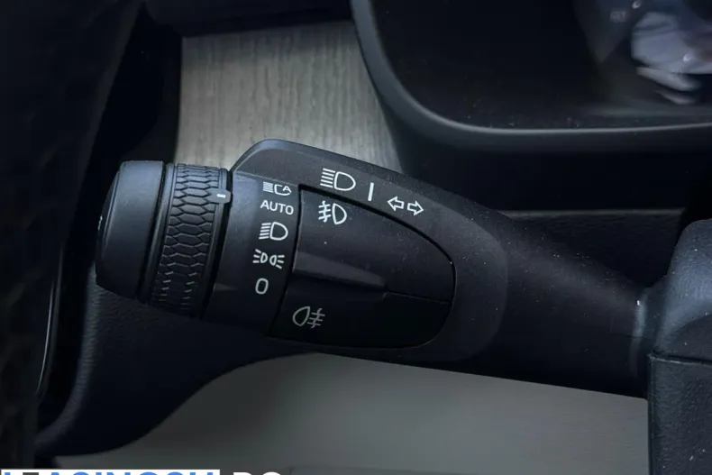 Volvo XC40 din 2025 cu 13.000 km - oferta VOL198918 - foto 32