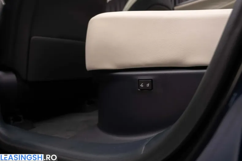 Lexus Seria RX din 2025 cu 30 km - oferta LEX198922 - foto 38