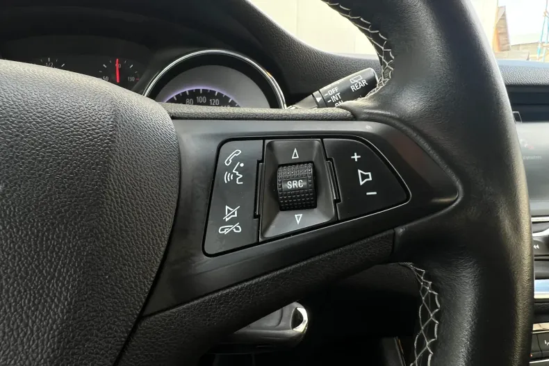 Opel Astra din 2020 cu 142.000 km - oferta OPE198930 - foto 17