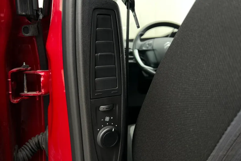 Citroën C4 Grand Space Tourer din 2021 cu 138.000 km - oferta CIT198931 - foto 20