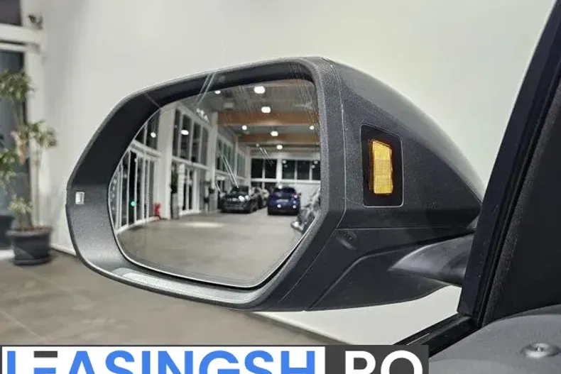 Audi Q8 din 2025 cu 31.000 km - oferta AUD198932 - foto 10