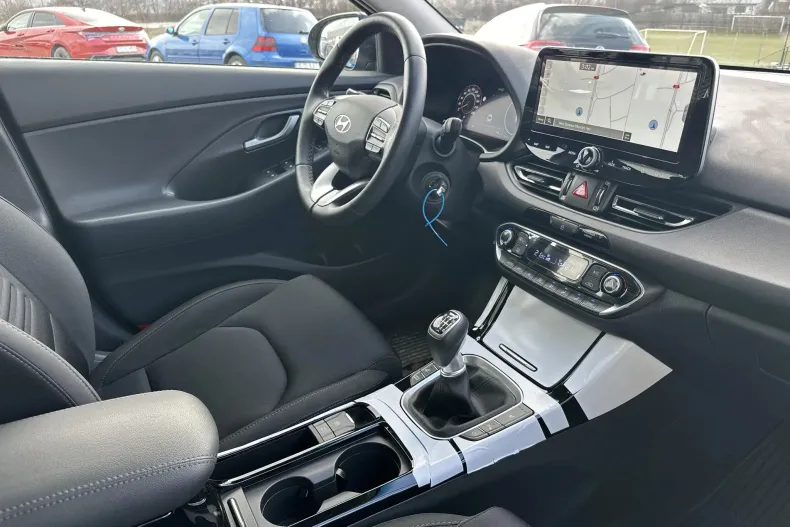 Hyundai i30 din 2025 cu 2.200 km - oferta HYU198936 - foto 11