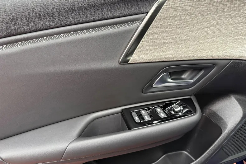 Citroën C5 X din 2023 cu 89.000 km - oferta CIT198937 - foto 30