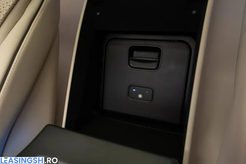 Mercedes-Benz S Maybach din 2022 cu 65.000 km - oferta MER198939 - foto 37