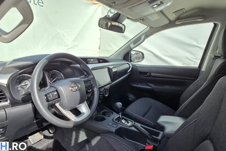 Toyota Hilux din 2025 cu 9.999 km - oferta TOY198947 - foto 12