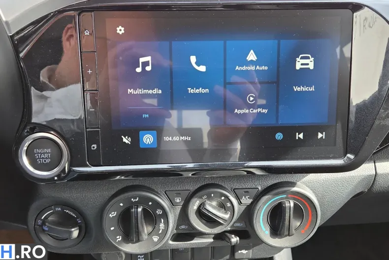 Toyota Hilux din 2025 cu 9.999 km - oferta TOY198947 - foto 22