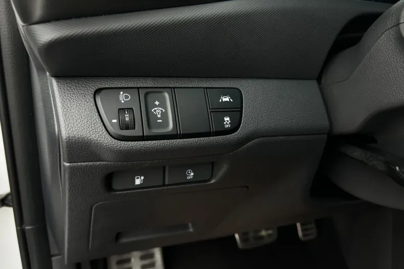 Hyundai IONIQ din 2021 cu 90.751 km - oferta HYU198949 - foto 24