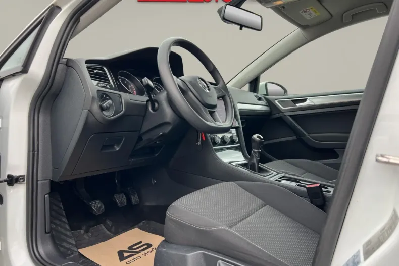 Volkswagen Golf din 2020 cu 113.270 km - oferta VOL198950 - foto 3