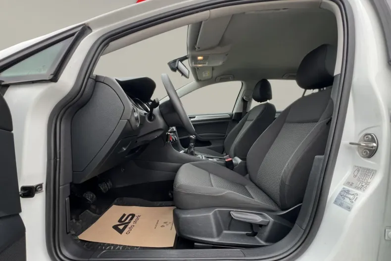 Volkswagen Golf din 2020 cu 113.270 km - oferta VOL198950 - foto 14