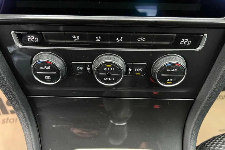 Volkswagen Golf din 2020 cu 113.270 km - oferta VOL198950 - foto 29