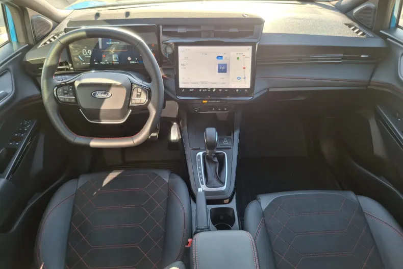 Ford Puma din 2025 cu 2.900 km - oferta FOR198958 - foto 11