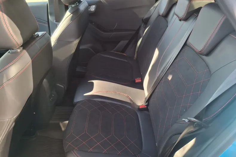 Ford Puma din 2025 cu 2.900 km - oferta FOR198958 - foto 12