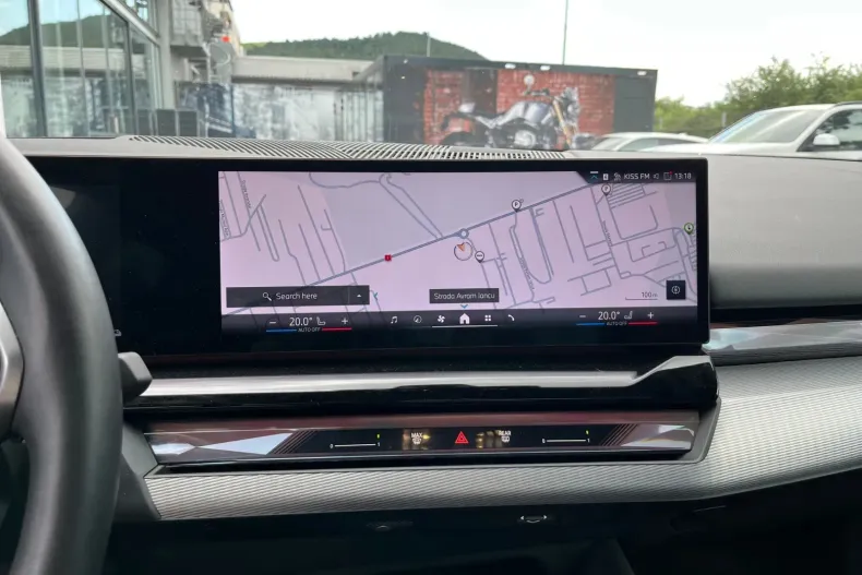 BMW 530e (Seria 5) din 2024 cu 22.000 km - oferta BMW198962 - foto 11