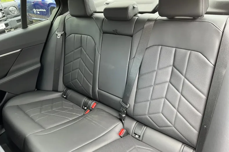 BMW 530e (Seria 5) din 2024 cu 22.000 km - oferta BMW198962 - foto 13