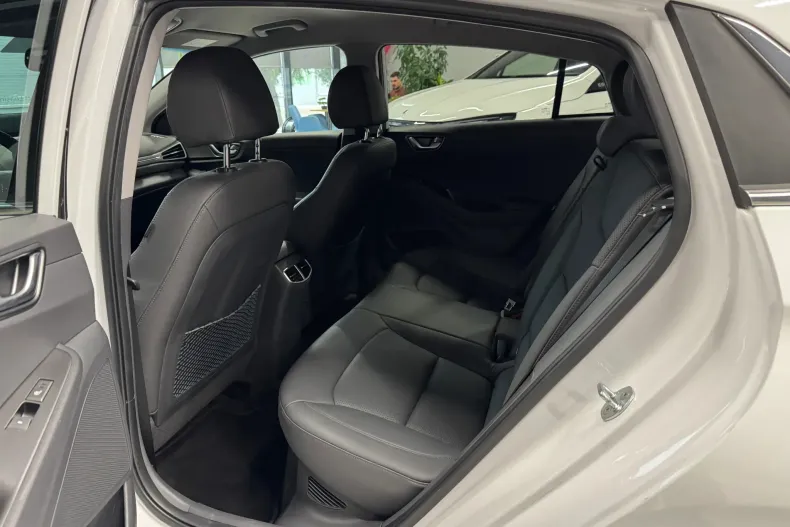 Hyundai IONIQ din 2021 cu 100.000 km - oferta HYU198967 - foto 8