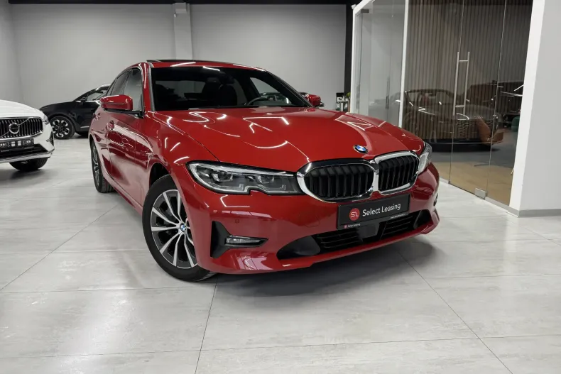 BMW 330e (Seria 3) din 2020 cu 54.500 km - oferta BMW198968 - foto 3