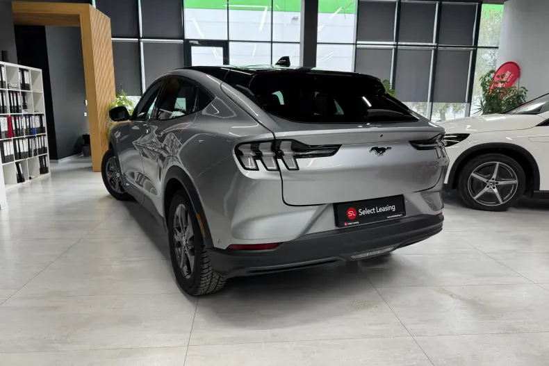 Ford Mustang Mach-E din 2022 cu 54.943 km - oferta FOR198969 - foto 4