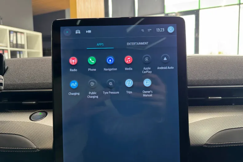 Ford Mustang Mach-E din 2022 cu 54.943 km - oferta FOR198969 - foto 14