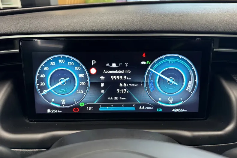 Hyundai Tucson din 2022 cu 42.456 km - oferta HYU198972 - foto 15