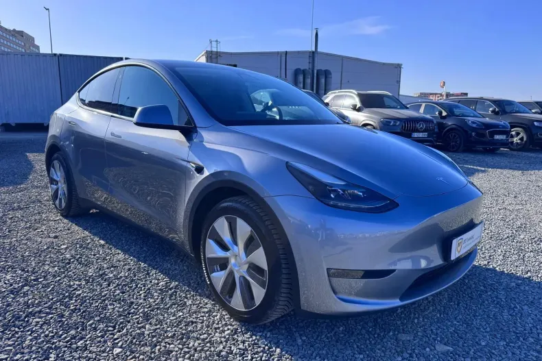 Tesla Model Y din 2023 cu 20.347 km - oferta TES198974 - foto 2