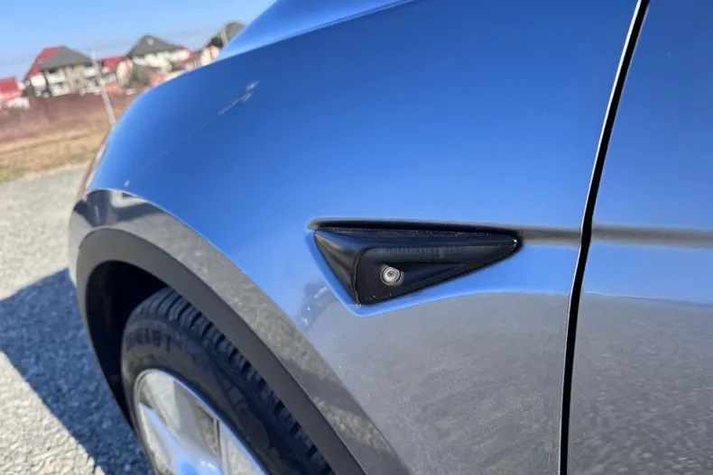 Tesla Model Y din 2023 cu 20.347 km - oferta TES198974 - foto 7