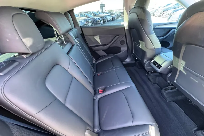 Tesla Model Y din 2023 cu 20.347 km - oferta TES198974 - foto 16