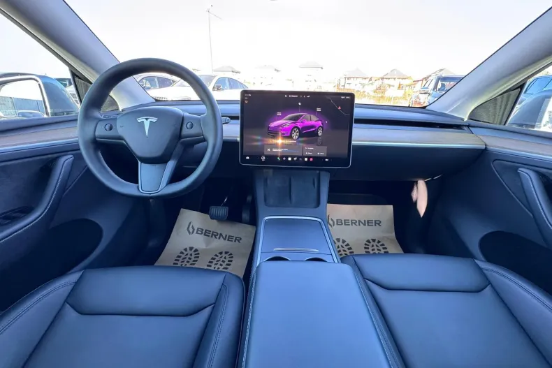 Tesla Model Y din 2023 cu 20.347 km - oferta TES198974 - foto 17