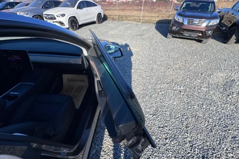 Tesla Model Y din 2023 cu 20.347 km - oferta TES198974 - foto 18