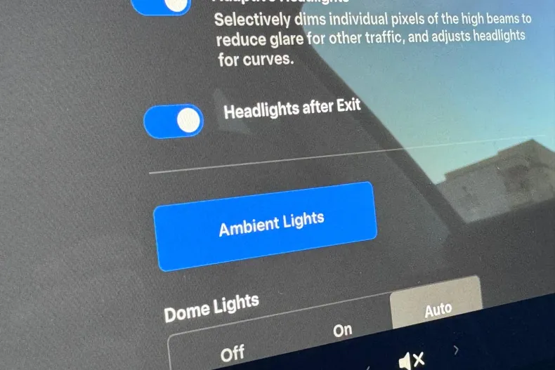 Tesla Model Y din 2023 cu 20.347 km - oferta TES198974 - foto 36