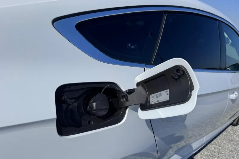 Audi A5 din 2021 cu 69.944 km - oferta AUD198976 - foto 10