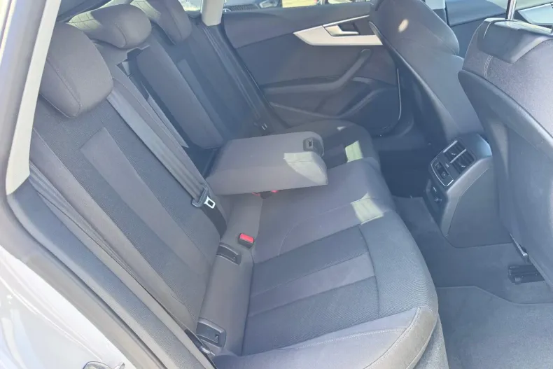 Audi A5 din 2021 cu 69.944 km - oferta AUD198976 - foto 16