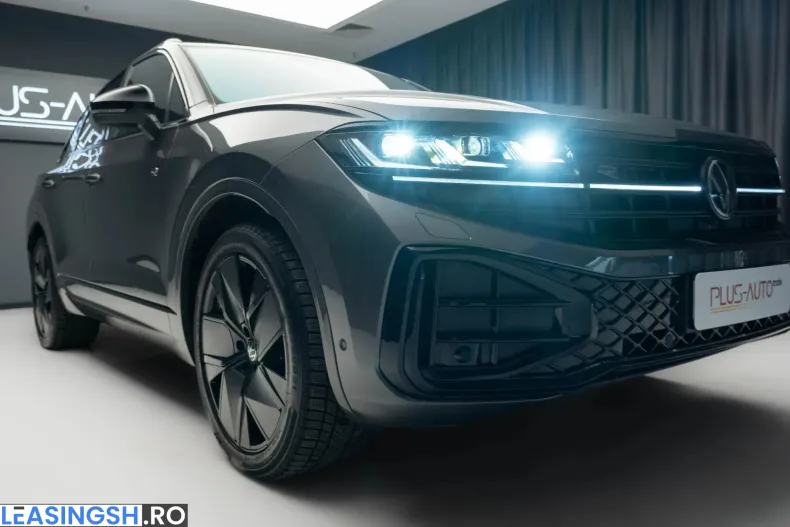 Volkswagen Touareg din 2025 cu 20.000 km - oferta VOL198977 - foto 4