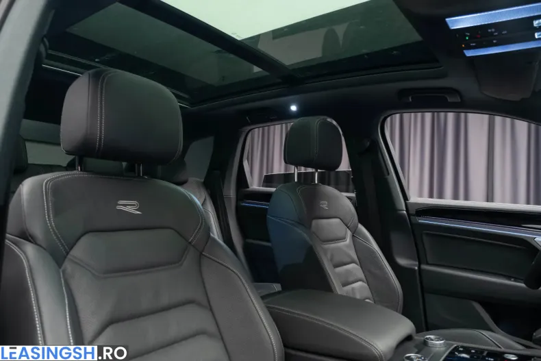 Volkswagen Touareg din 2025 cu 20.000 km - oferta VOL198977 - foto 21