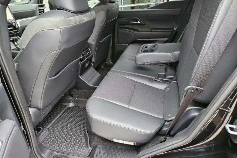 Lexus GX 550 din 2025 cu 1.500 km - oferta LEX198991 - foto 13